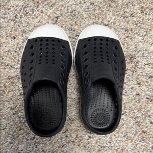 Kids Native Black and White Slip-On Shoes 6C